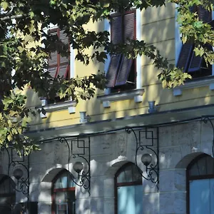 4* فندق مونارك