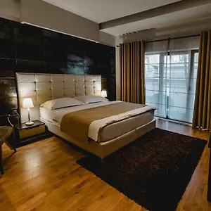 House & Restaurant Tirana